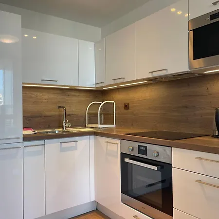 Sag 28 Floor Panrama City Free Parking Free Wifi Bratislava Exterior photo